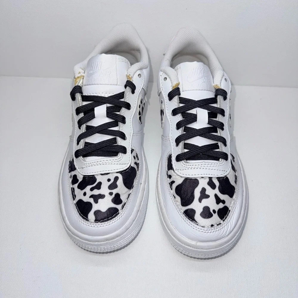 NIKE AIR FORCE 1 COW PRINT SIZE 4Y